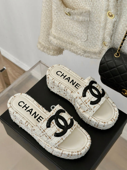 CLASSIC SLIPPERS THICK SOLE IN WHITE MIX BROWN TWEED