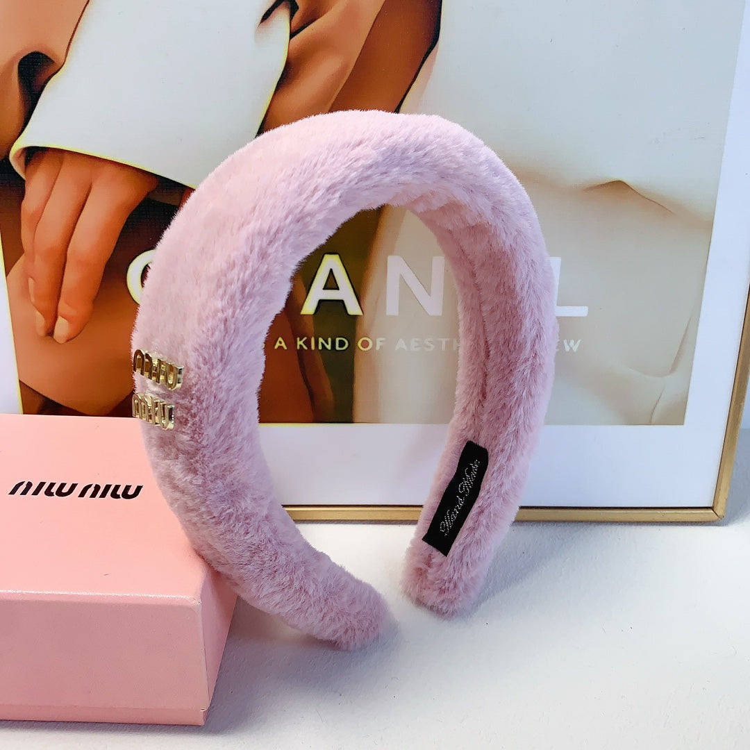 HEAD BAND IN PINK RABBIT FUR