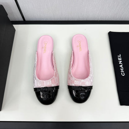 BOW MULE IN LIGHT PINK FABRIC AND BLACK CALFSKIN