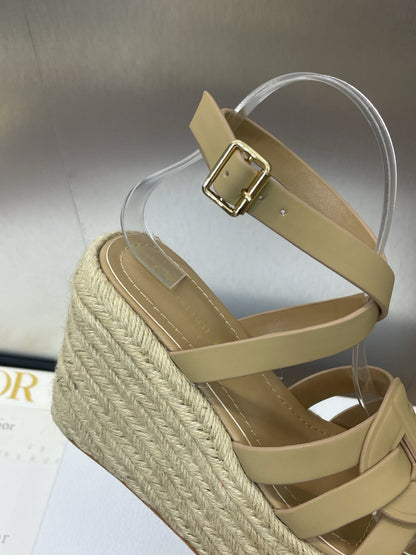 D-CLUB 25S HIGH HEEL WEDGE 100MM IN GOLDEN BEIGE CALFSKIN RAFFIA SOLE