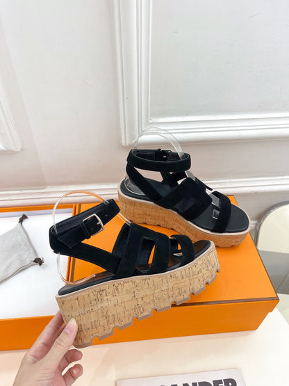 Havane 30 Sandal Black Suede