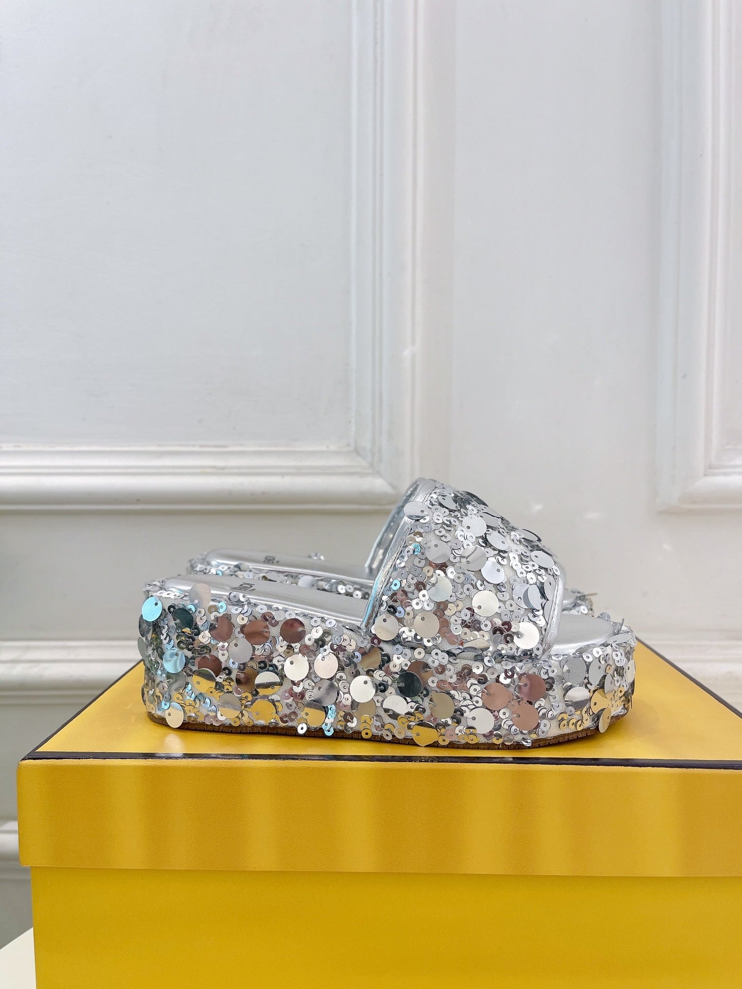 FENDI THICK SOLE 6 CM SEQUIN SLIPPER SILVER