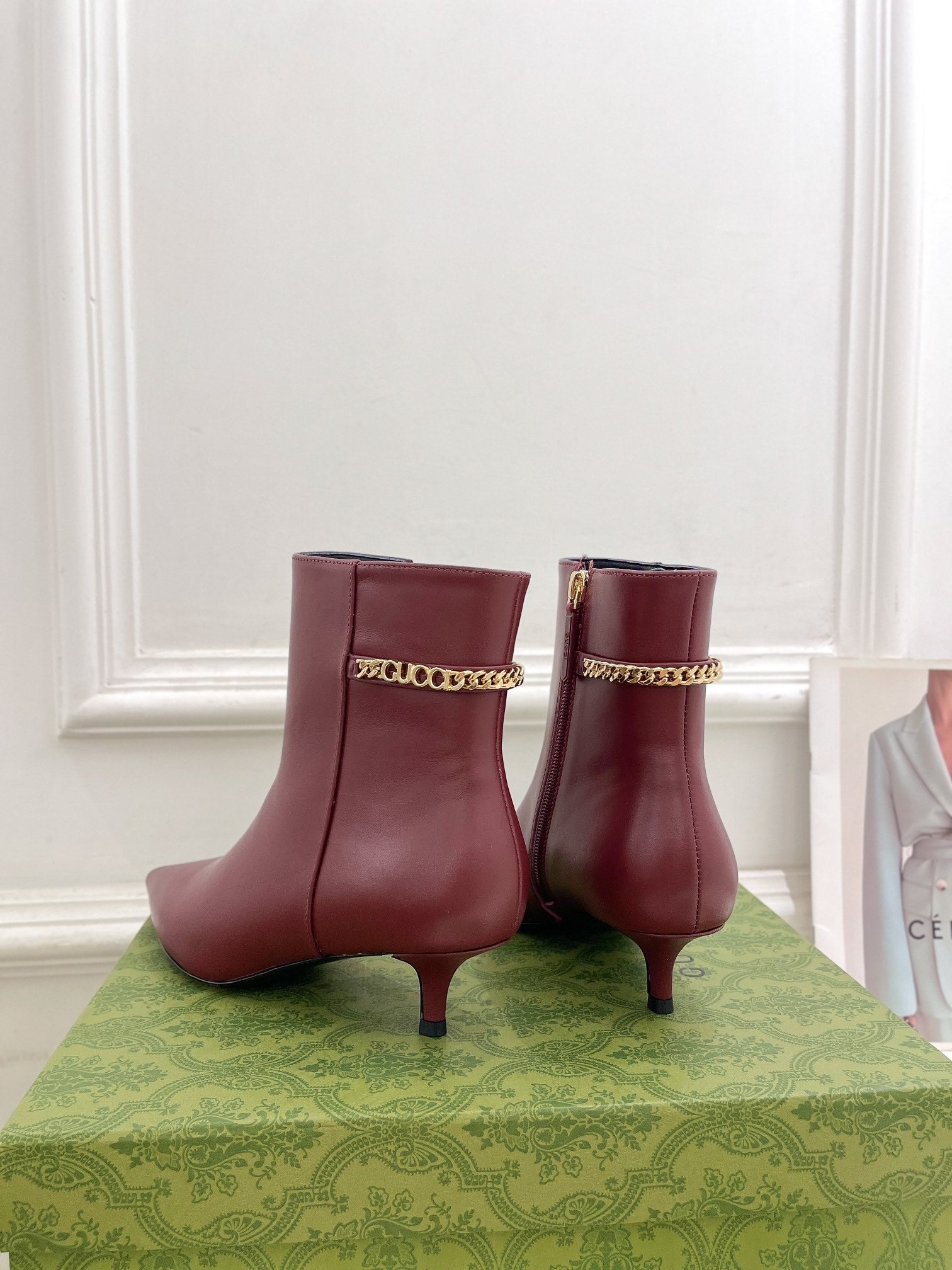 SIGNORIA SHORT BOOTS 4.5CM IN BURGUNDY RED CALFSKIN