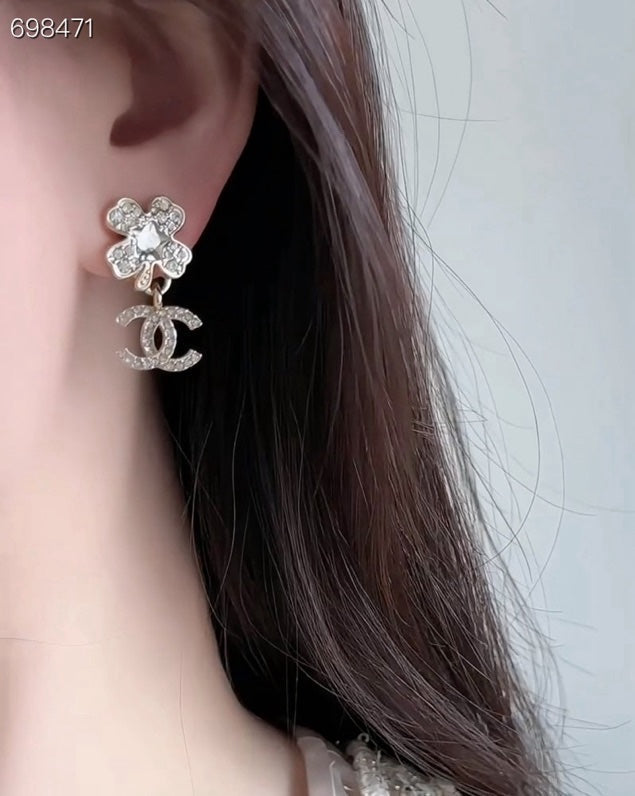 PENDANT EARRINGS CC 25P IN GOLD AND CRYSTAL